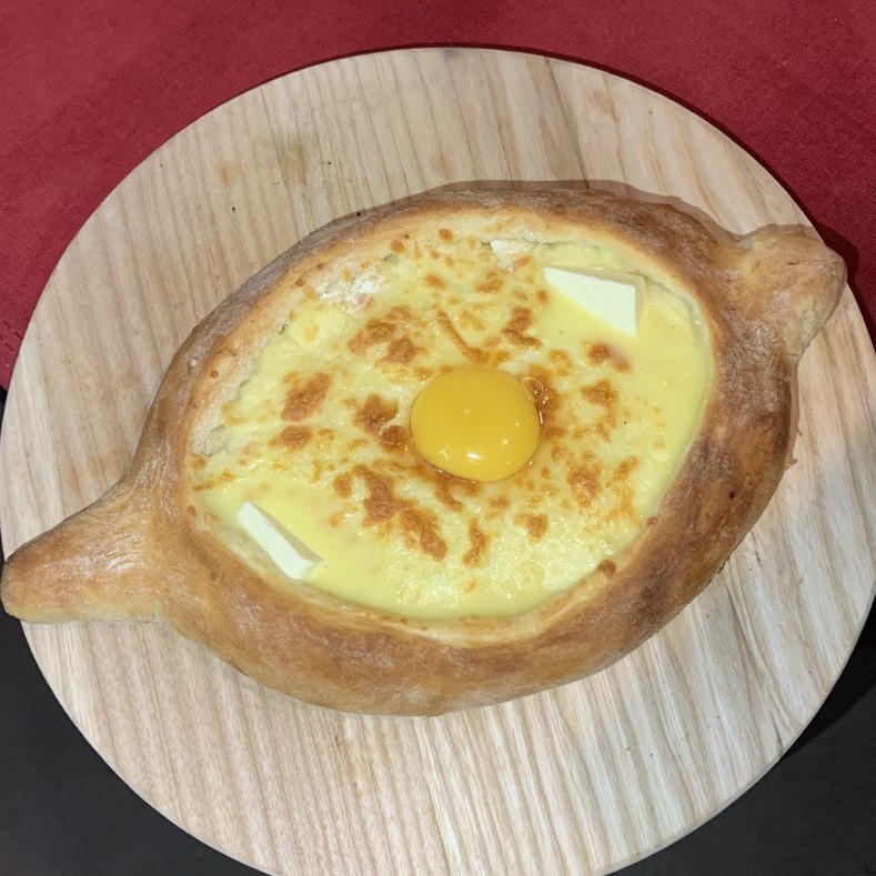 Khachapuri in Adzharian style