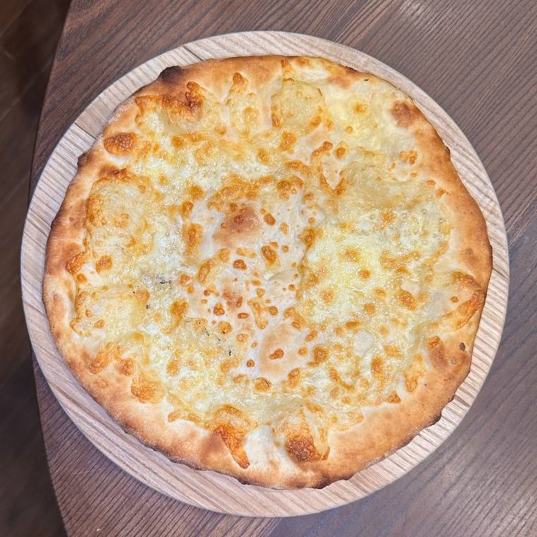 Khachapuri in Mingrelian style